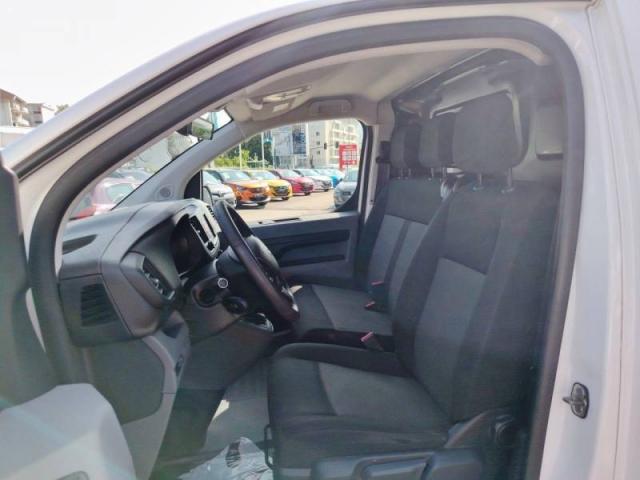 Citroen Jumpy image 3