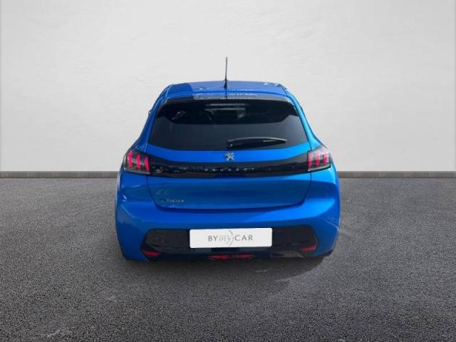 Peugeot 208 image 8