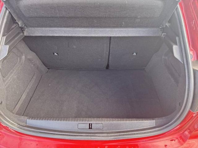 Peugeot 208 image 3