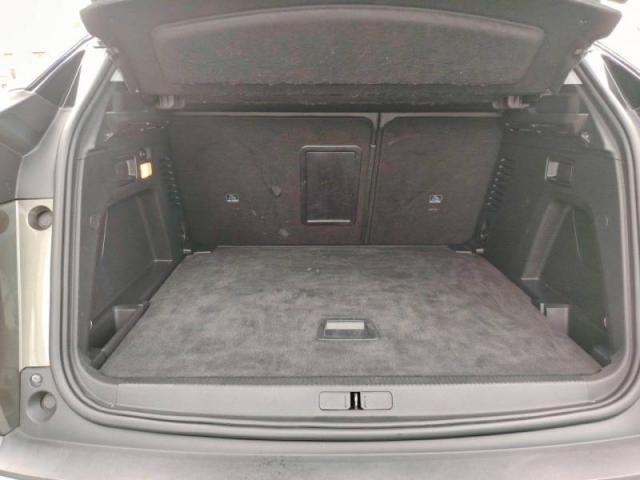 Peugeot 3008 image 2