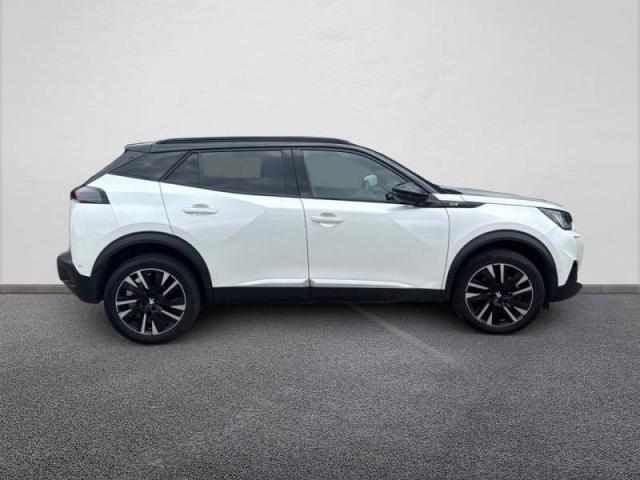 Peugeot 2008 image 1