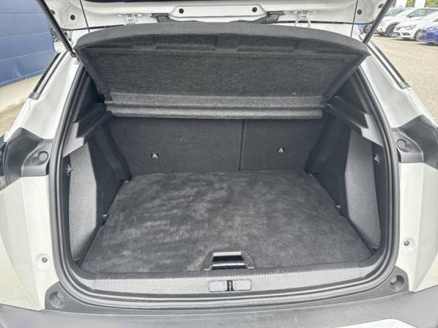 Peugeot 2008 image 2