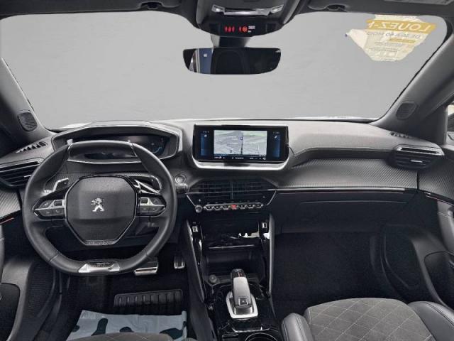 Peugeot 2008 image 6