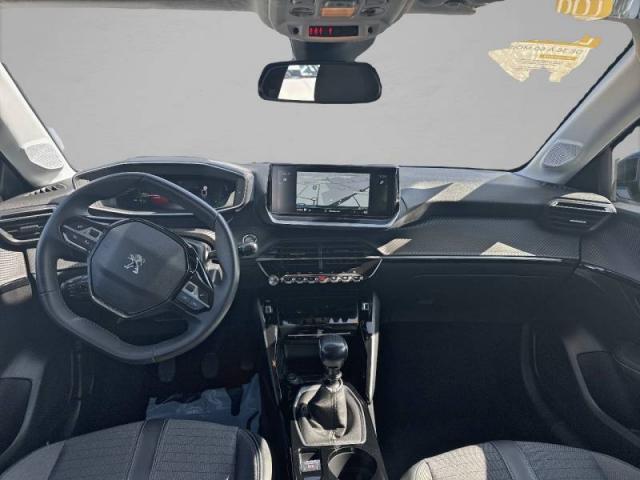 Peugeot 208 image 9