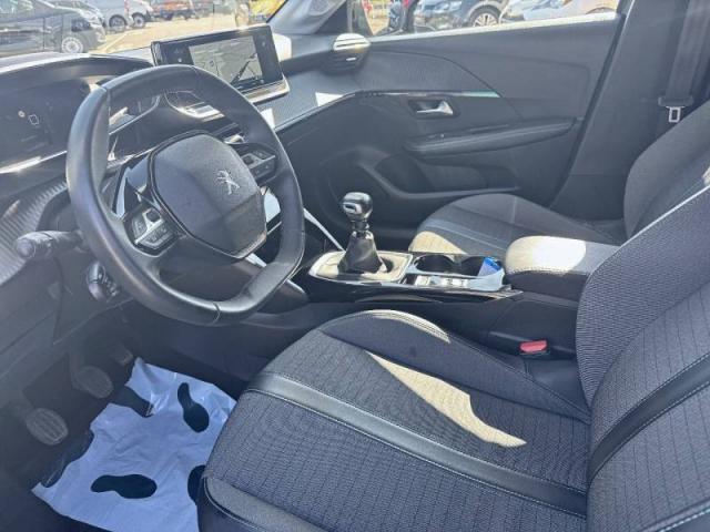 Peugeot 208 image 3