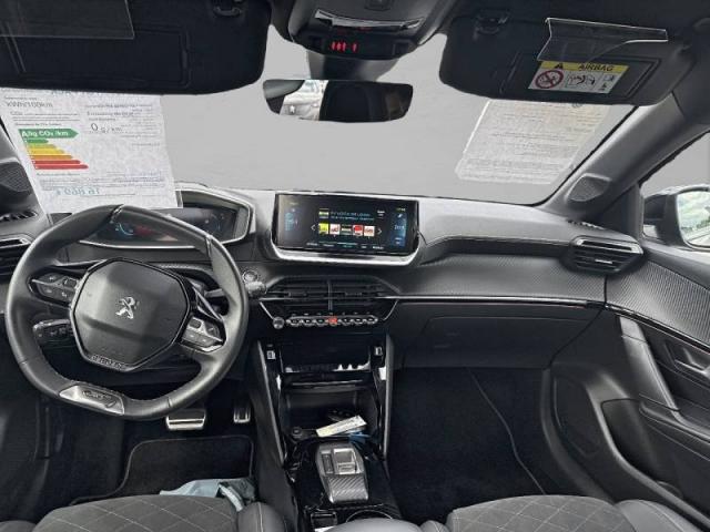 Peugeot 208 image 9