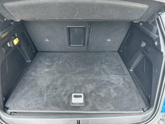 Peugeot 3008 image 1