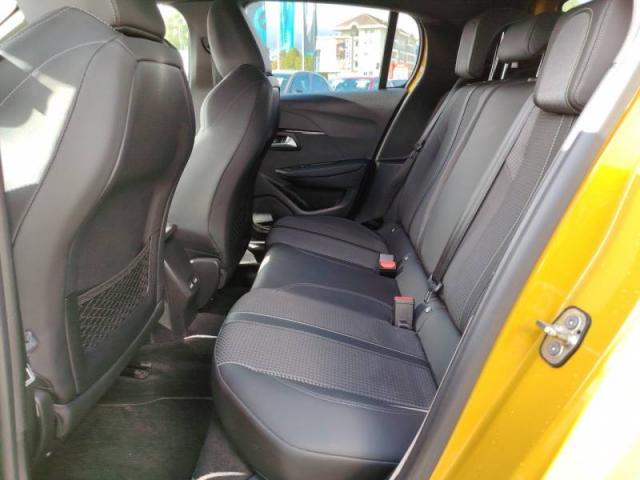 Peugeot 208 image 1