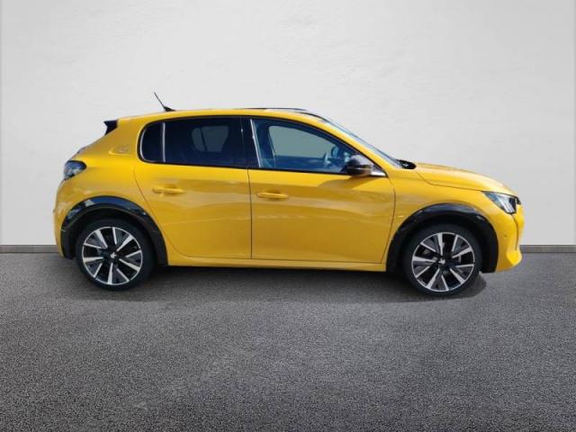 Peugeot 208 image 7