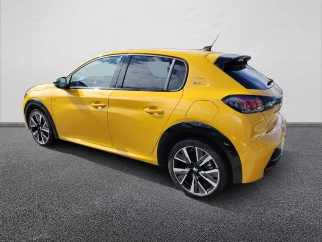 Peugeot 208 image 8