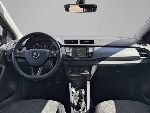 Skoda Fabia image 8