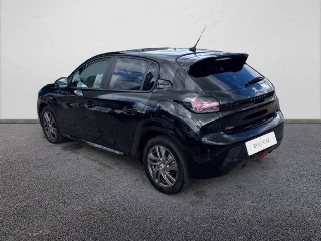 Peugeot 208 image 9