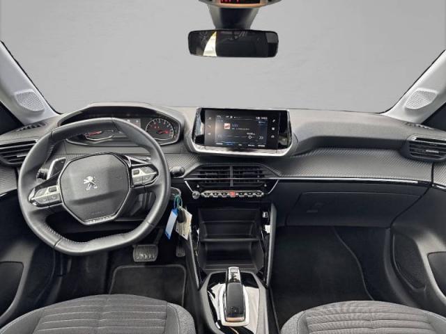 Peugeot 208 image 2