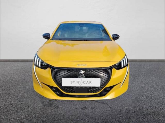 Peugeot 208 image 9