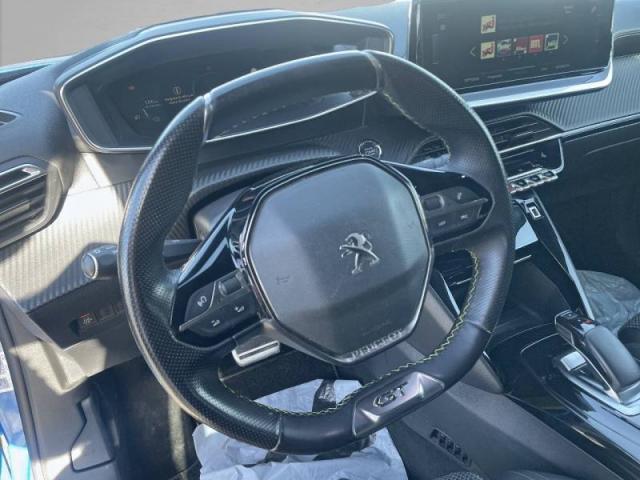 Peugeot 2008 image 4