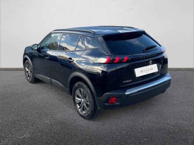 Peugeot 2008 image 2