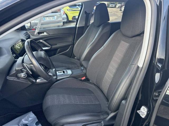 Peugeot 308 image 2