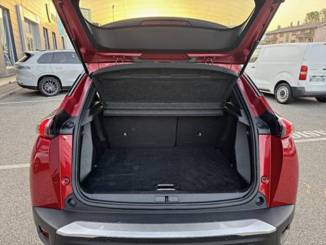 Peugeot 2008 image 3