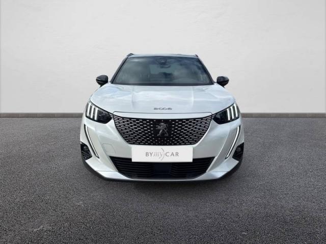 Peugeot 2008 image 2