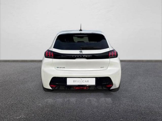 Peugeot 208 image 2