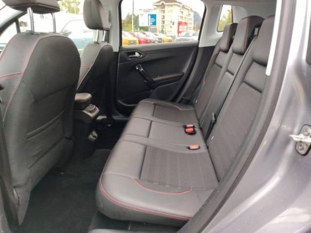 Peugeot 2008 image 9