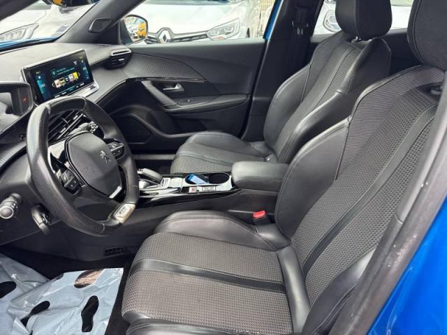 Peugeot 2008 image 4