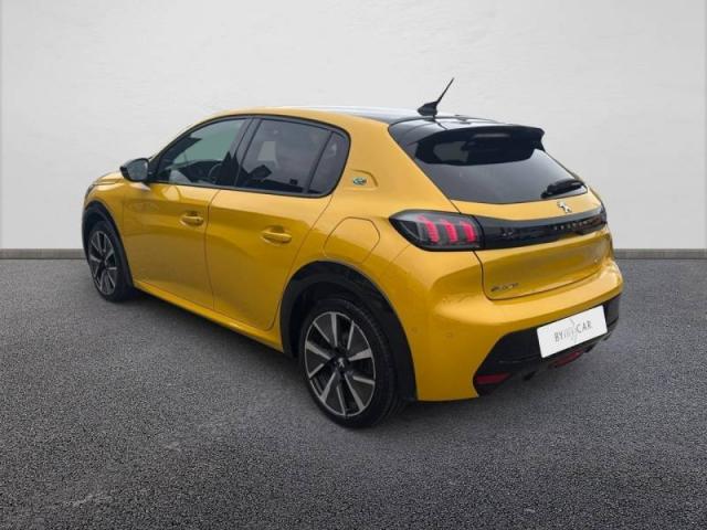 Peugeot 208 image 6
