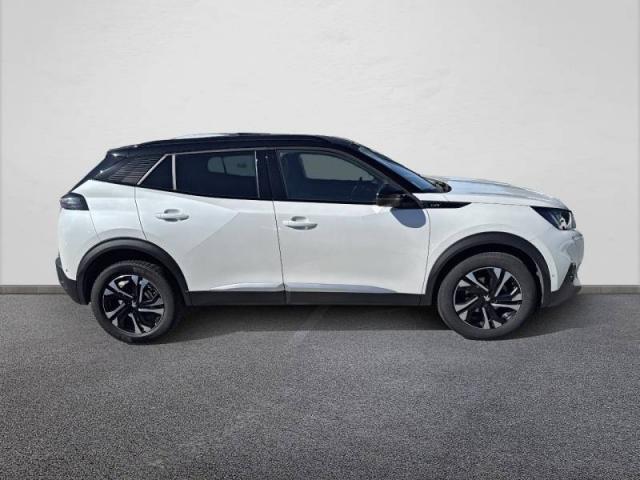 Peugeot 2008 image 3