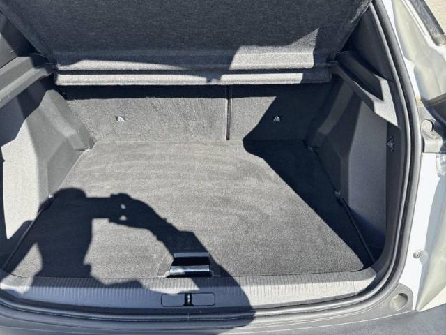 Peugeot 2008 image 1