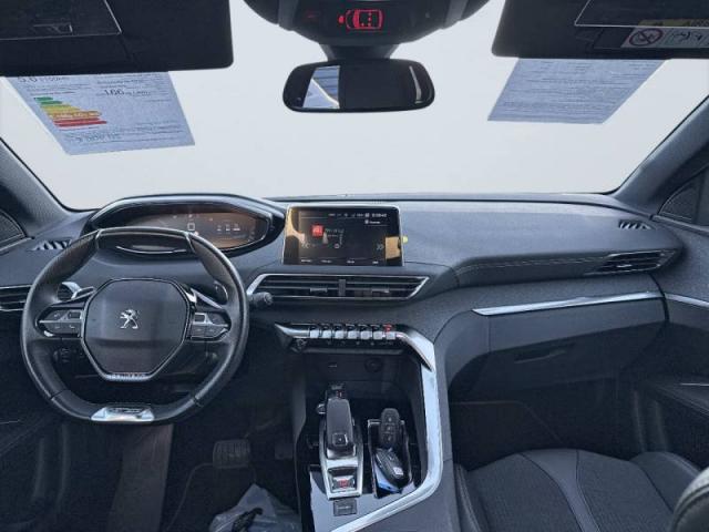 Peugeot 3008 image 3