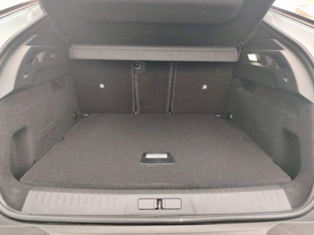 Peugeot 3008 image 2