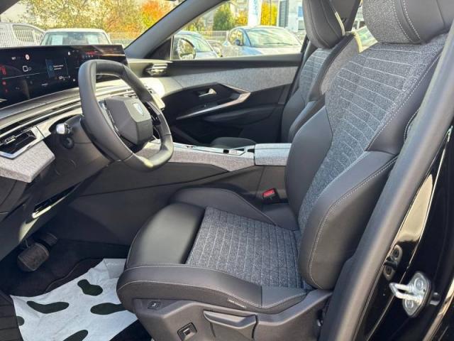 Peugeot 3008 image 3