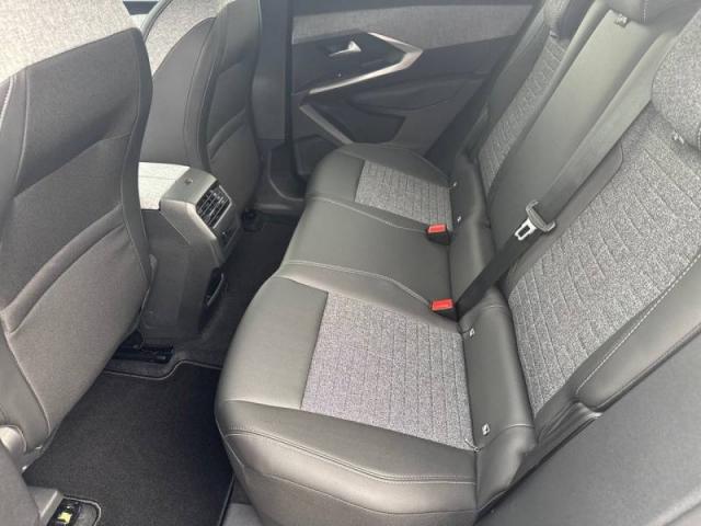 Peugeot 3008 image 3