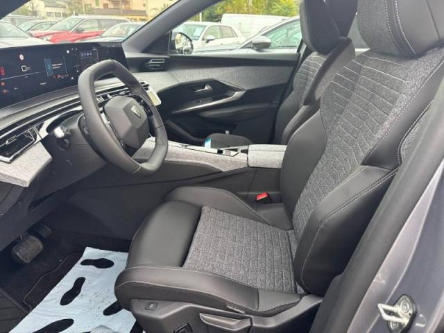 Peugeot 3008 image 8