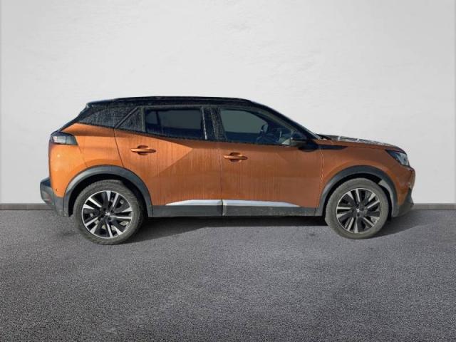 Peugeot 2008 image 3