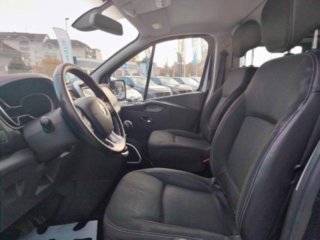 Renault Trafic image 2