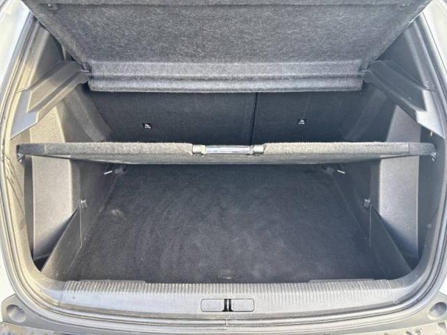 Peugeot 2008 image 8