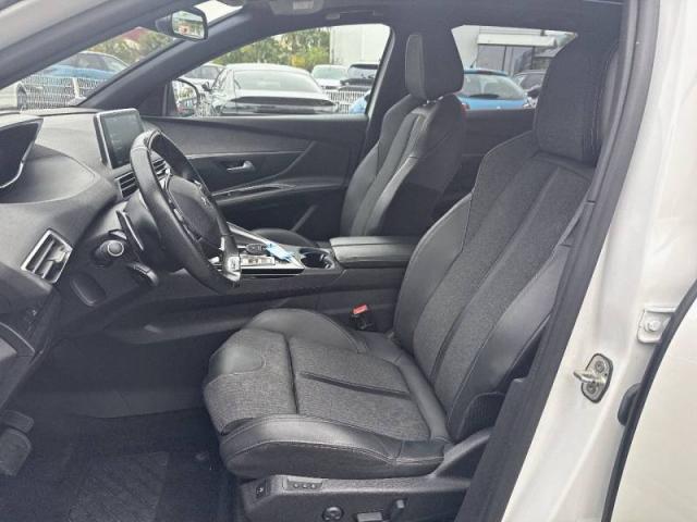 Peugeot 3008 image 7