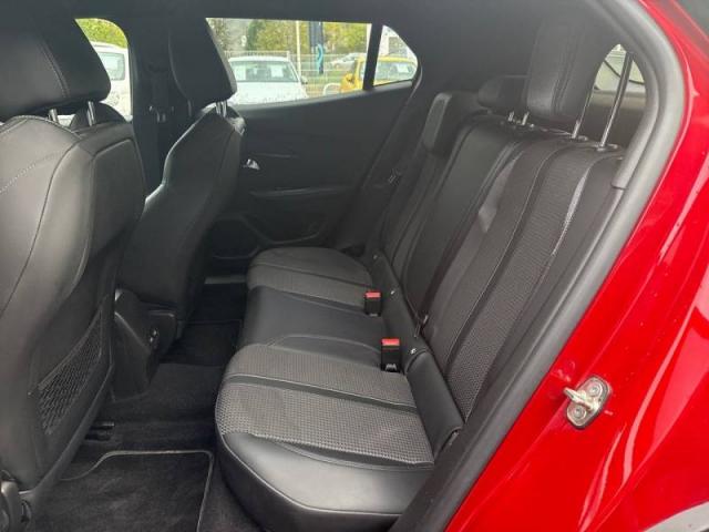 Peugeot 2008 image 7