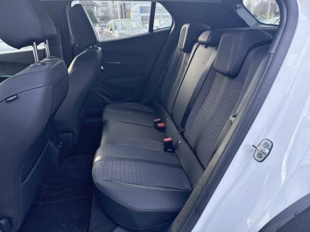 Peugeot 2008 image 9