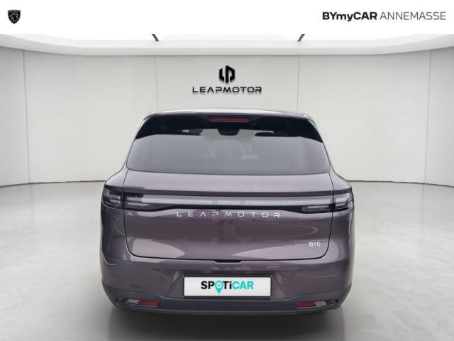 Leapmotor B10 image 3