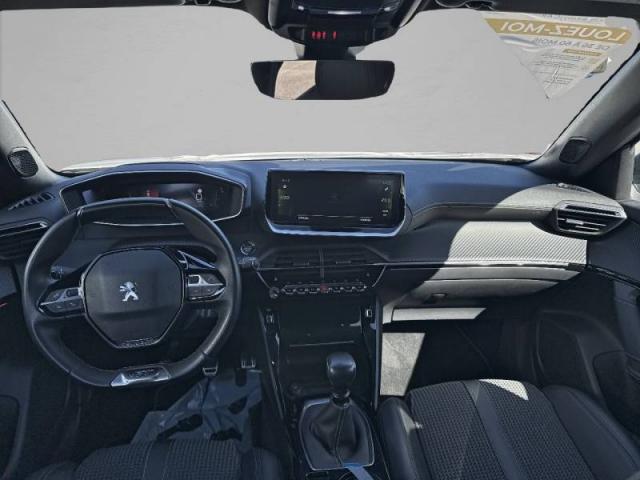 Peugeot 2008 image 3