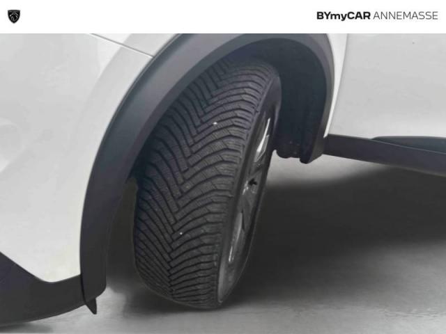 Peugeot 2008 image 3