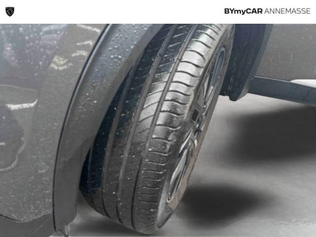 Peugeot 2008 image 9