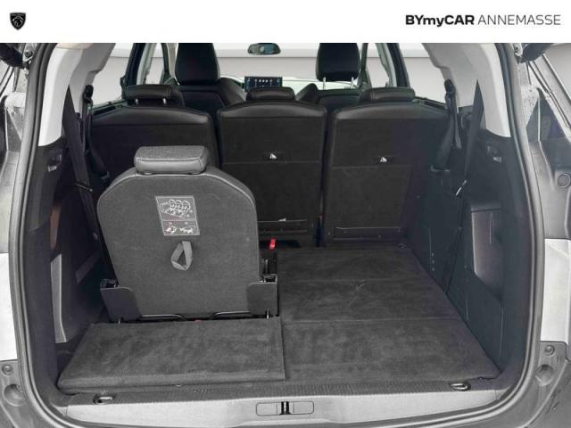 Peugeot 5008 image 2