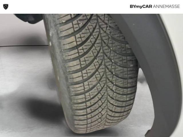 Peugeot 2008 image 2