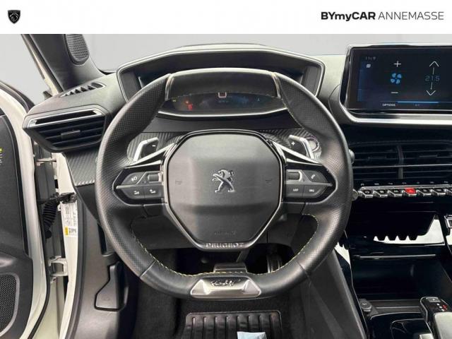 Peugeot 2008 image 1