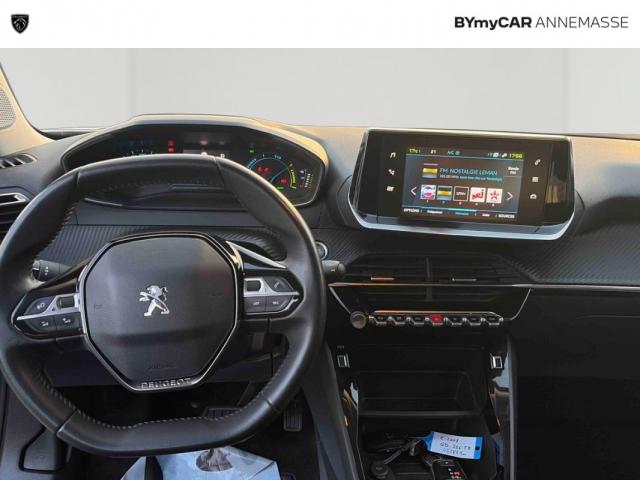 Peugeot 2008 image 4