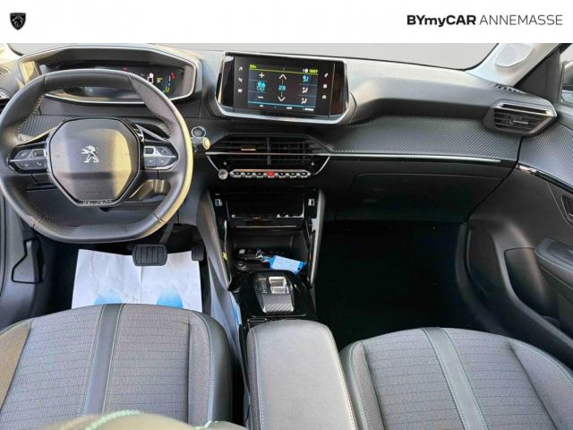 Peugeot 208 image 8