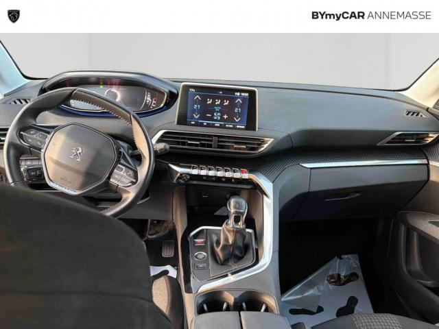 Peugeot 5008 image 4